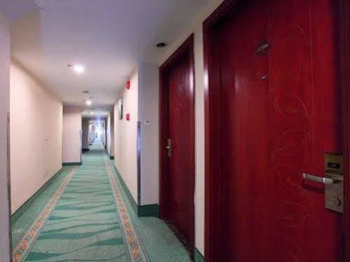 Hotel Greentree Changfeng Park Shell 2*